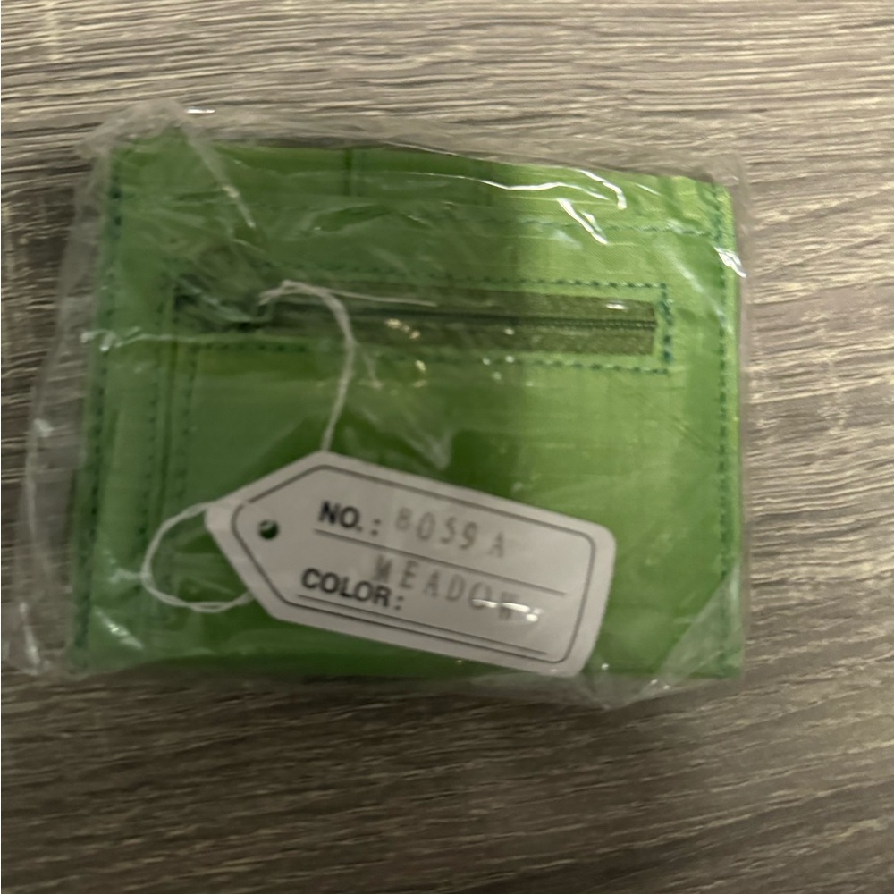 Green Wallet with Zipper Pocket